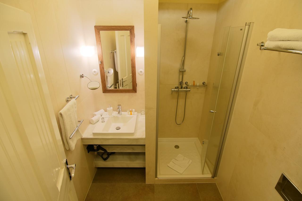 Hotel Pacsirta Sovata Esterno foto