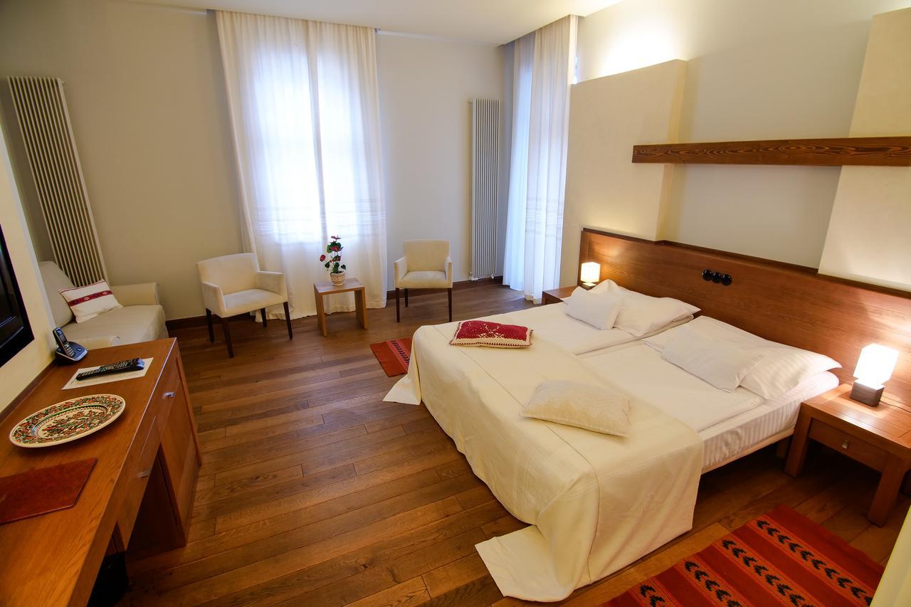 Hotel Pacsirta Sovata Esterno foto