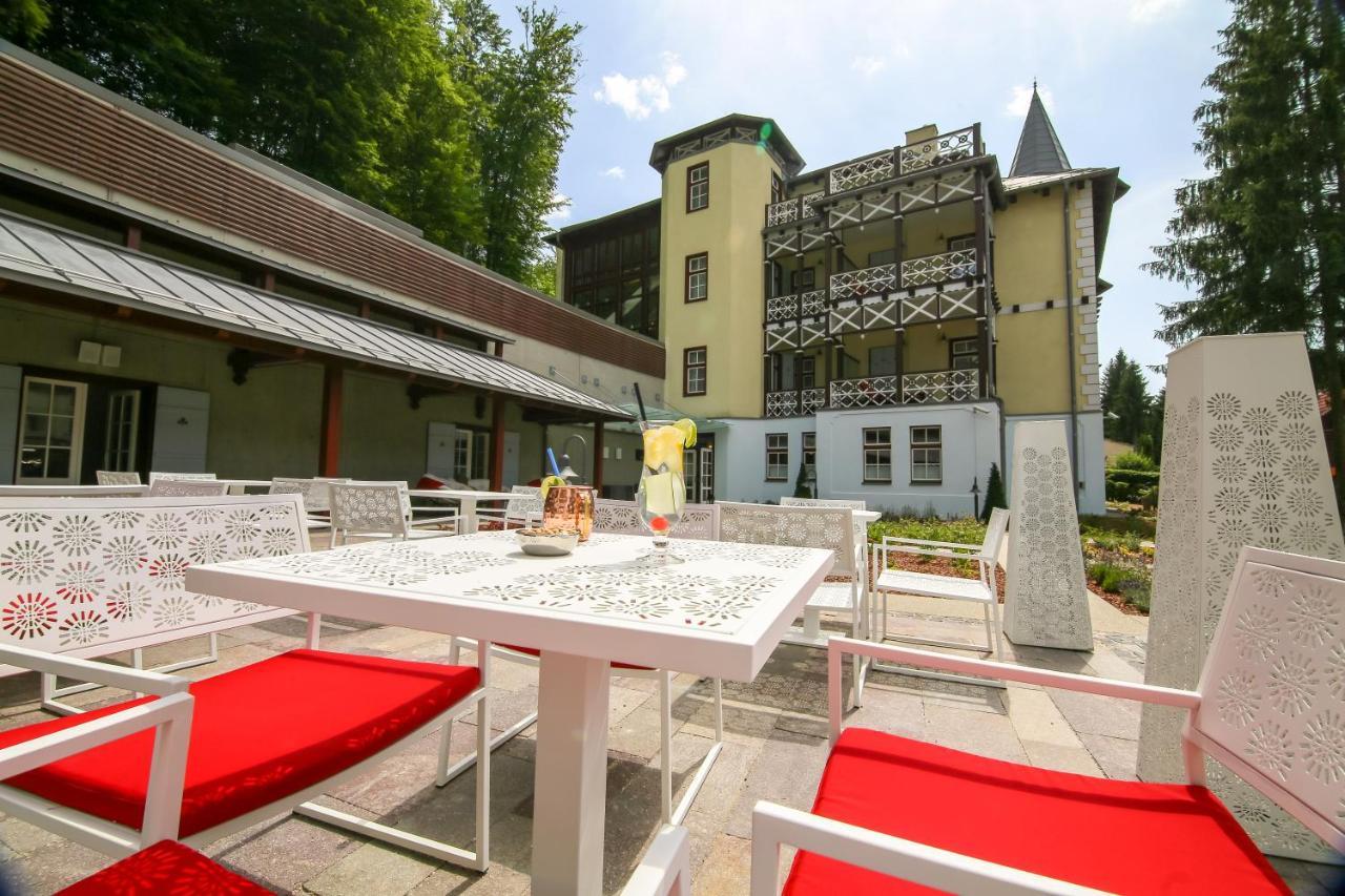 Hotel Pacsirta Sovata Esterno foto